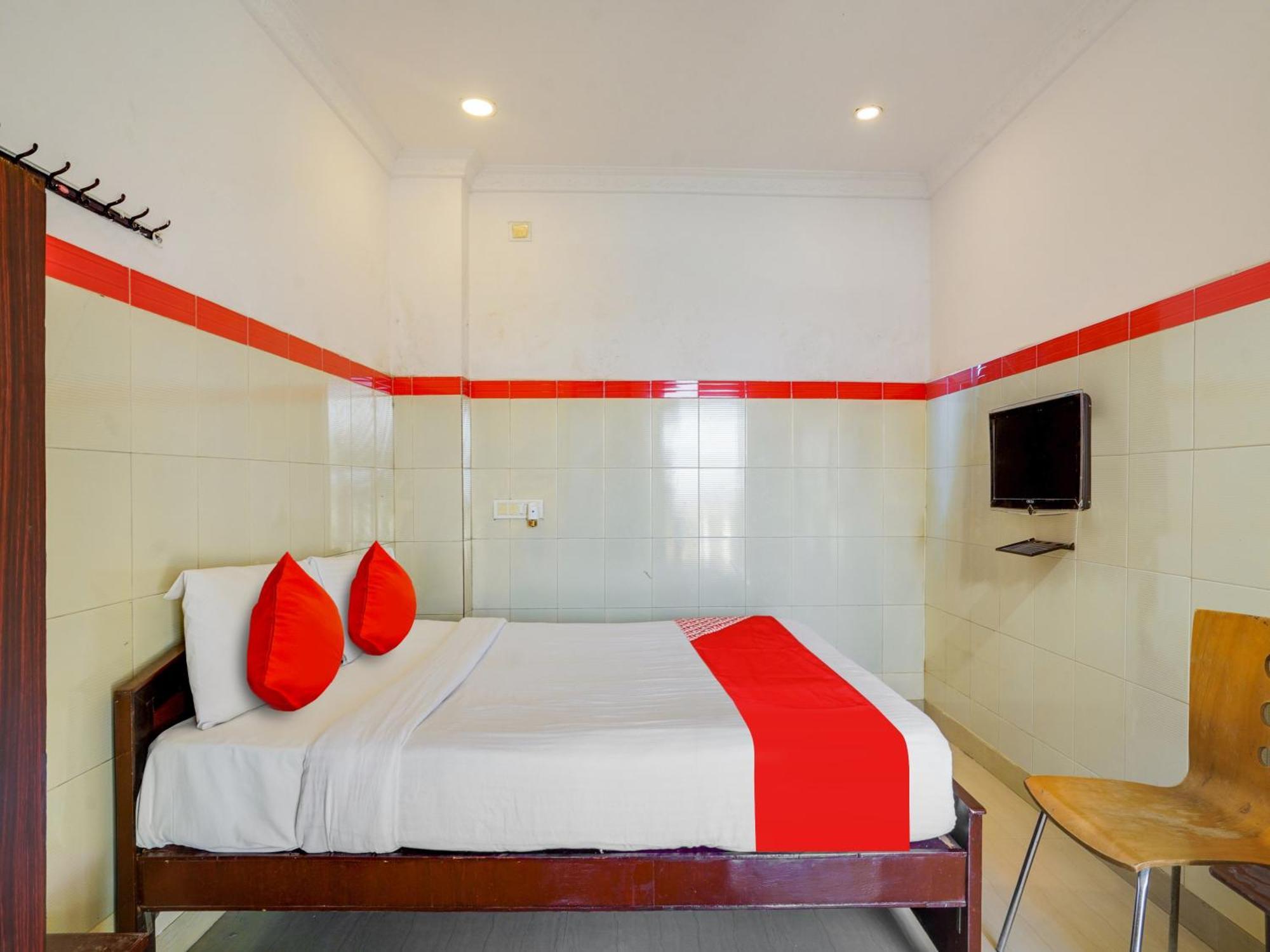 Hotel O Siro Inn Shamshabad Exterior foto