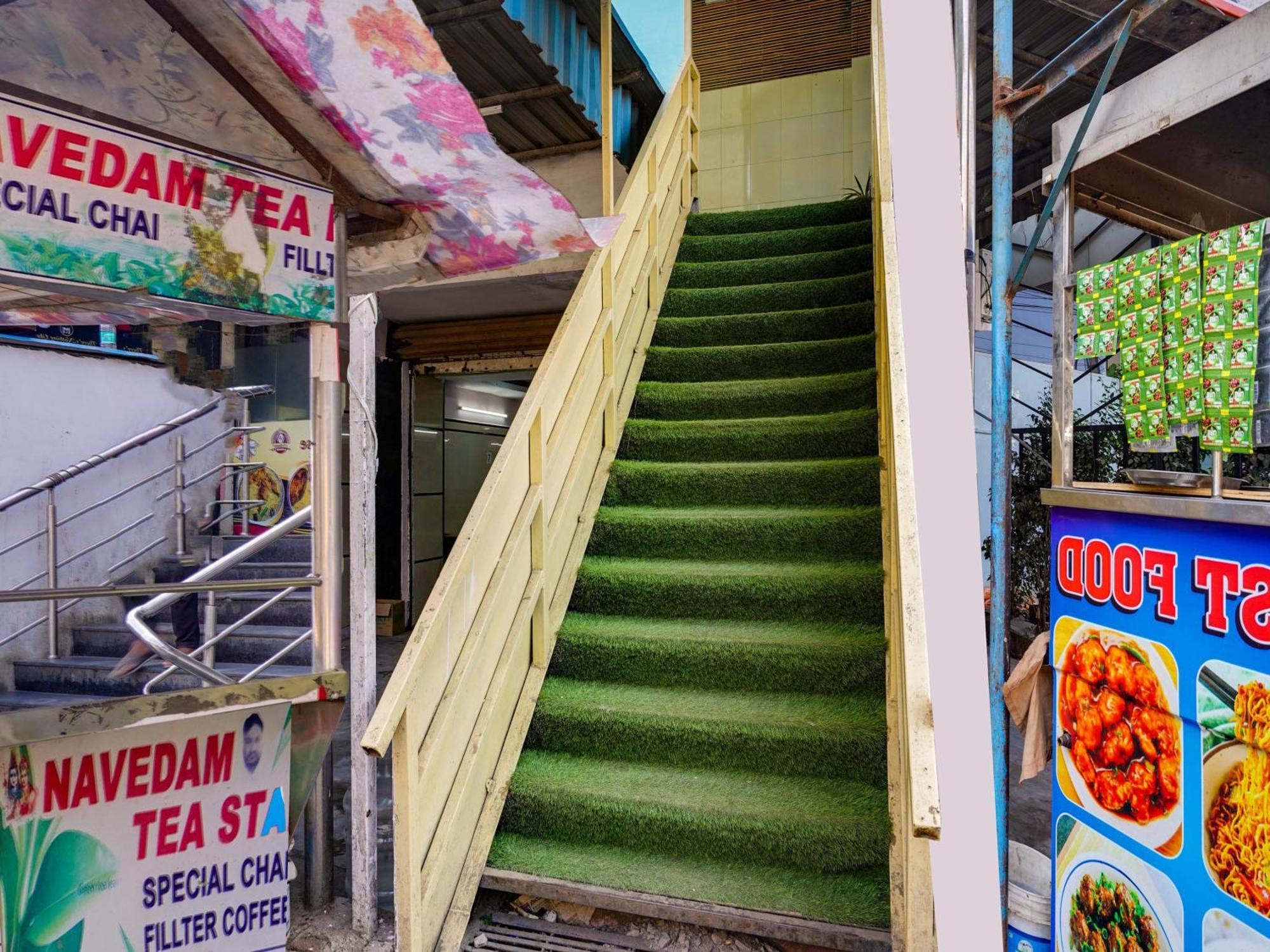 Hotel O Siro Inn Shamshabad Exterior foto