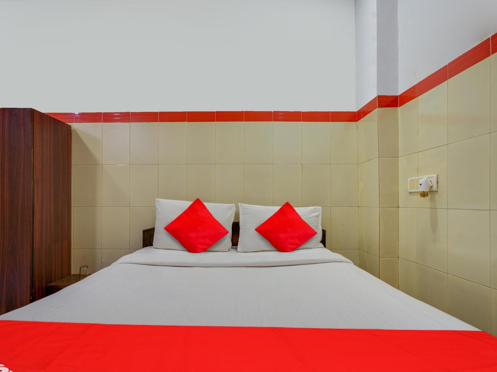 Hotel O Siro Inn Shamshabad Exterior foto